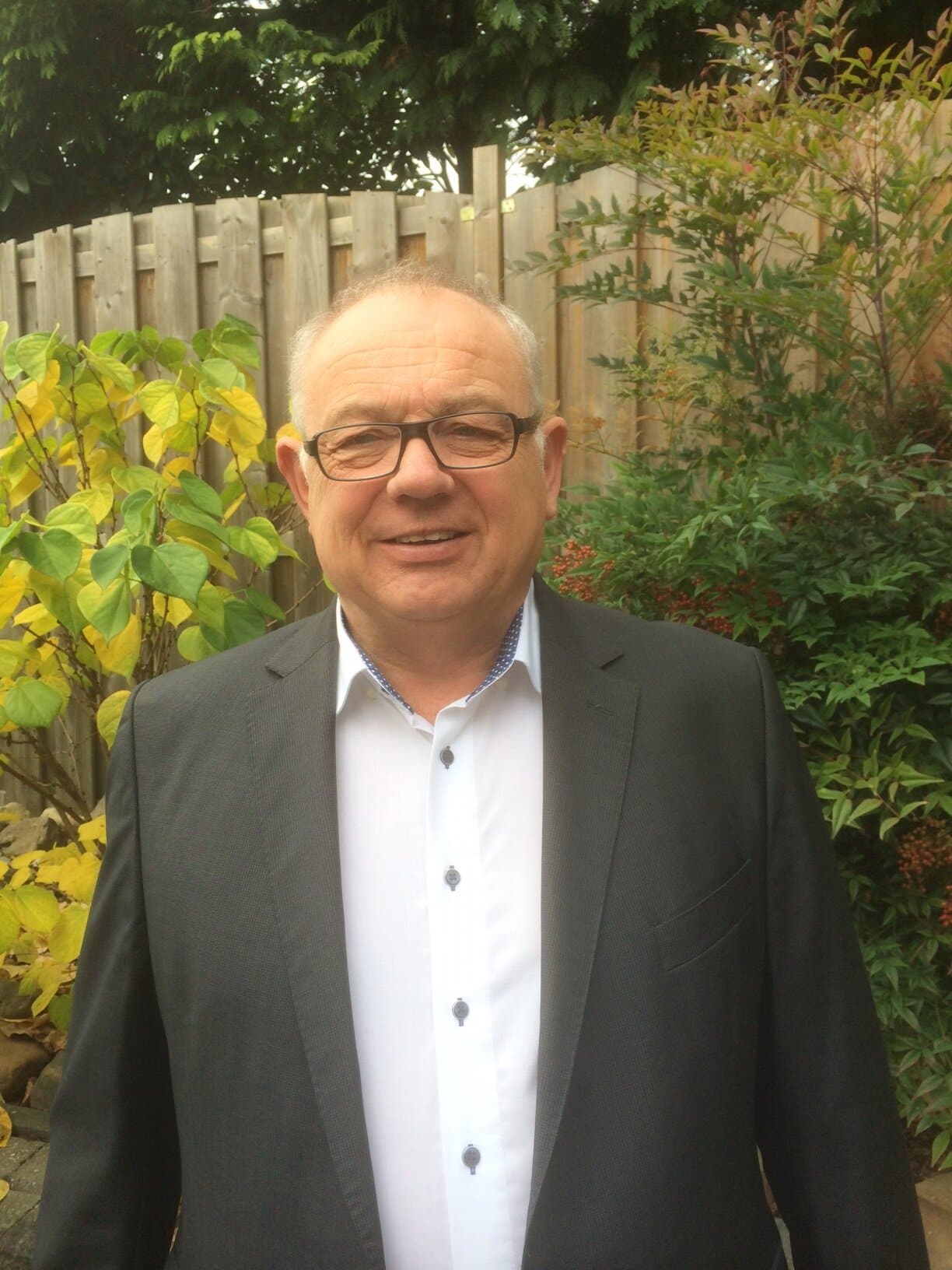 Dhr. J.A.S. (Sjef) Roebroek